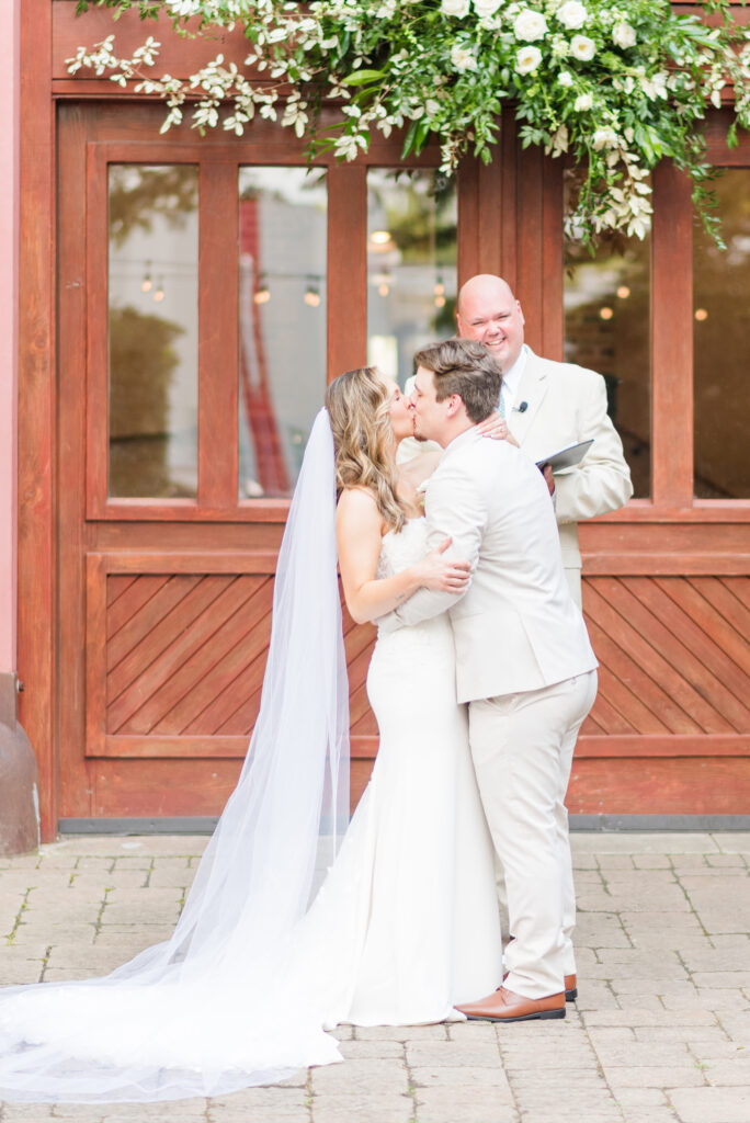 The first kiss during a wedding ceremony at the bleckley inn